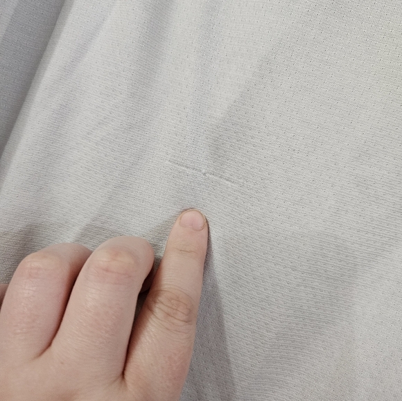 Under Armour Light Gray Open Back Shirt! - Picture 3 of 7